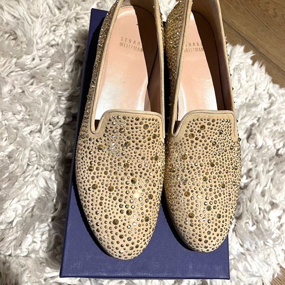 🦩CLEARANCE Stuart🦩 Stuart Weitzman Silver-Hold Studded Loafers Like New